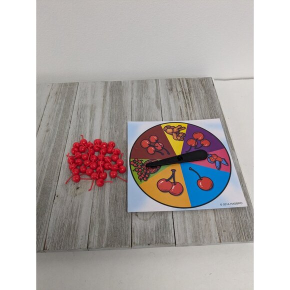 2014 Hasbro Hi Ho Cherry O Game Replacement Cherries And Spinner - Picture 1 of 4